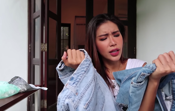Cô là một trong những mỹ nhân đầu tiên làm rất tốt câu chuyện truyền thông bản thân trên mạng xã hội.