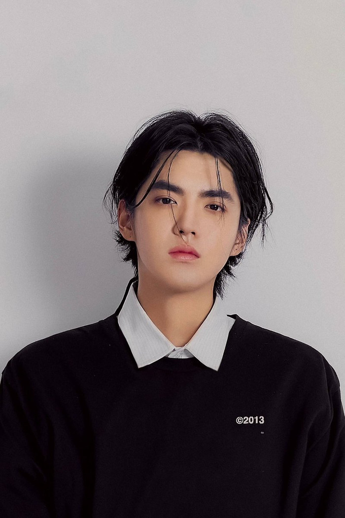 10 diễn viên là 'ông Hoàng bà Hậu' của Cbiz (P2): Triệu Lộ Tư ngang ngửa Địch Lệ Nhiệt Ba! Ảnh 3