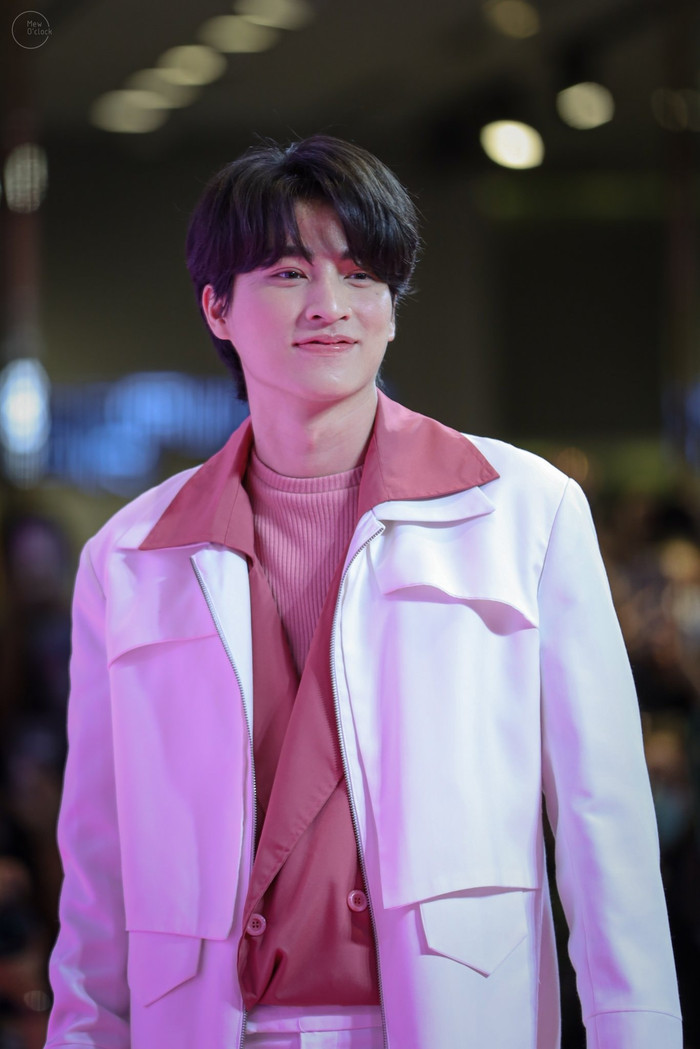 Gulf Kanawut tiết lộ trở thành diễn viên độc quyền của đài 3 là bước ngoặt quan trọng nhất trong đời Ảnh 10