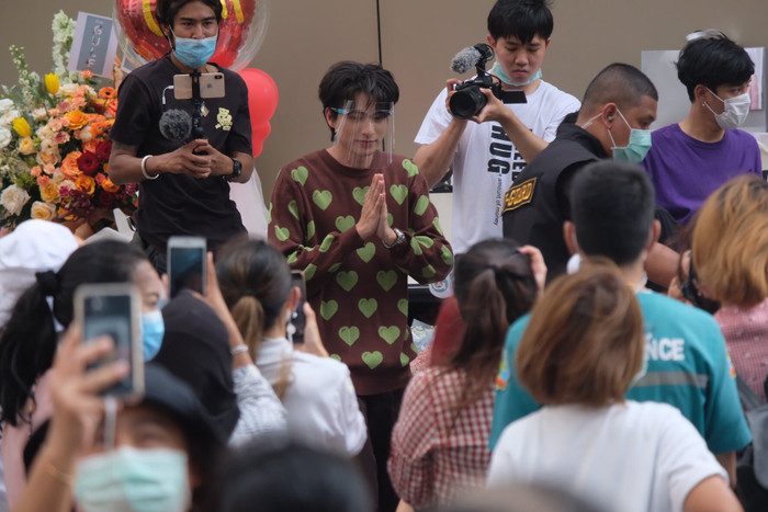 Gulf Kanawut tiết lộ trở thành diễn viên độc quyền của đài 3 là bước ngoặt quan trọng nhất trong đời Ảnh 9