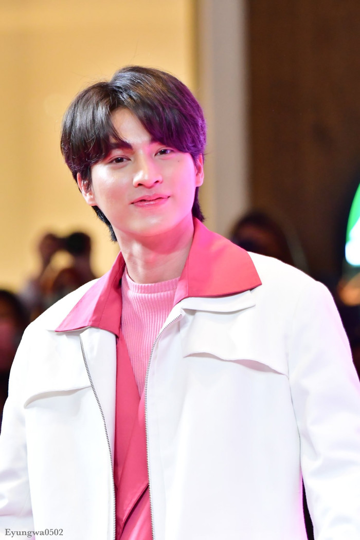 Gulf Kanawut tiết lộ trở thành diễn viên độc quyền của đài 3 là bước ngoặt quan trọng nhất trong đời Ảnh 11