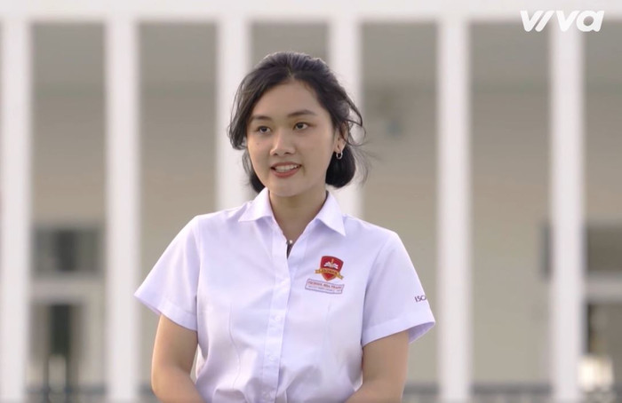 Triều Giang là cô nữ sinh xinh xắn và năng động