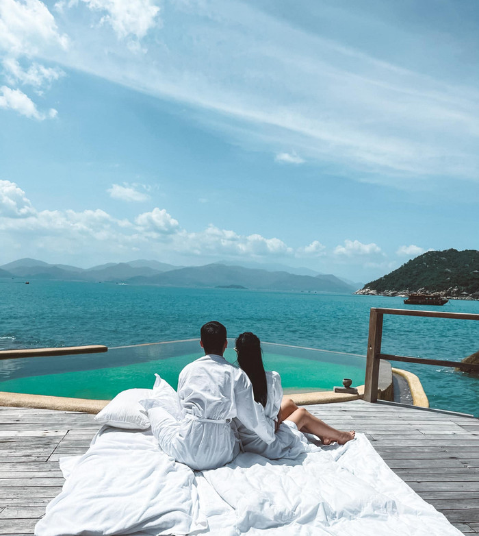 Rich kid bí ẩn của hội con nhà giàu xuất hiện với hình ảnh khoe đường cong nóng bỏng Ảnh 9