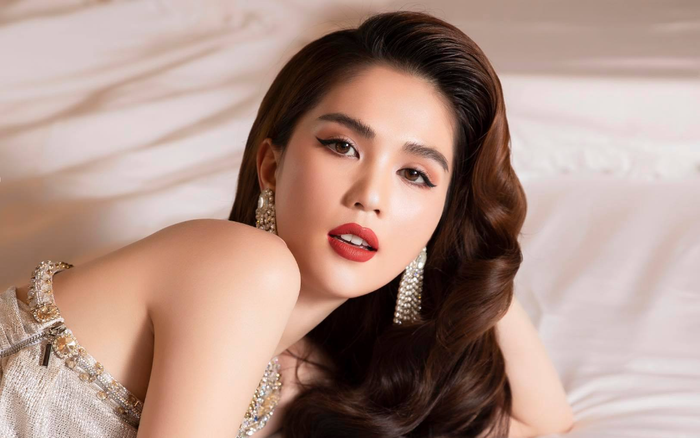 Ngọc Trinh trấn an fan sau sự cố mất đồ, tăng cường bảo vệ và di dời tài sản Ảnh 2