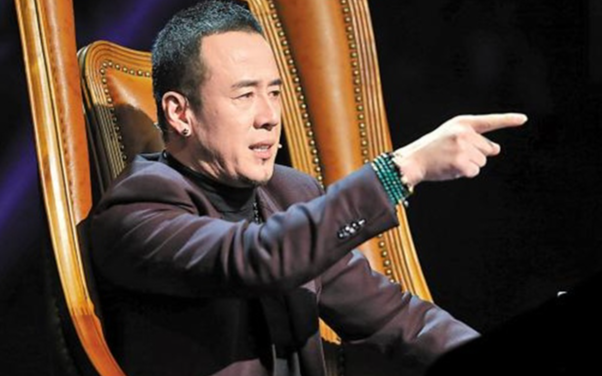 Giám khảo The Voice of China bị paparazzi 'tóm' khi qua lại với 3 người phụ nữ trong cùng một buổi tối Ảnh 2