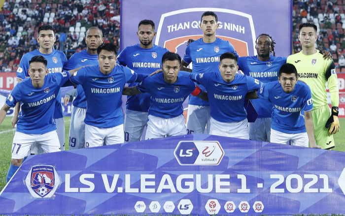 Tấn bi kịch của Mạc Hồng Quân và các đồng đội: Đá bóng bằng 'bóng nhựa'! Ảnh 2