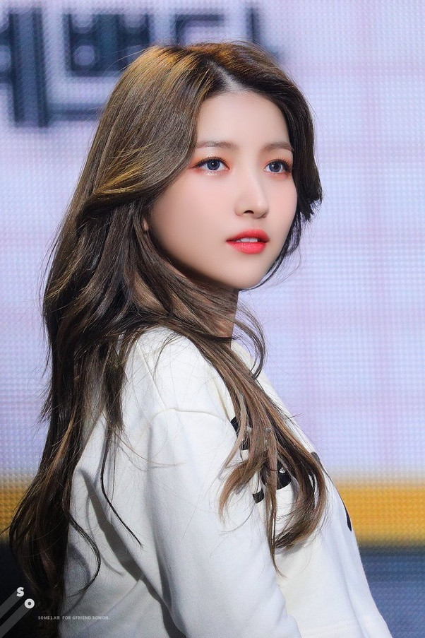 Những nữ thần tượng Kpop khiến fan 'phát hờn' vì chiều cao ấn tượng trên 1m7: ITZY có đến 2 đại diện Ảnh 16