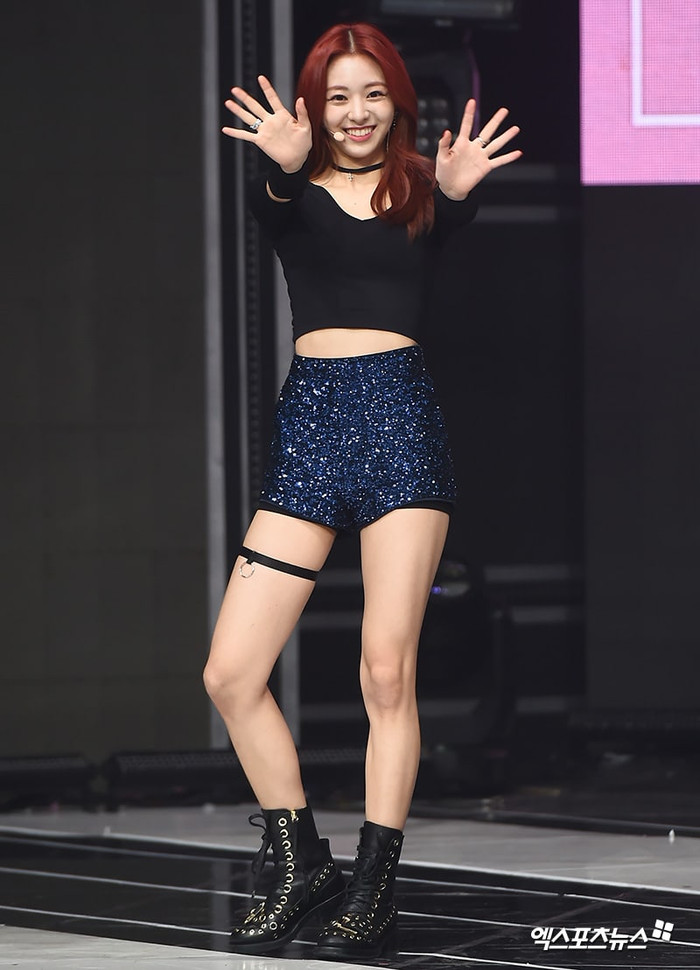 Những nữ thần tượng Kpop khiến fan 'phát hờn' vì chiều cao ấn tượng trên 1m7: ITZY có đến 2 đại diện Ảnh 6