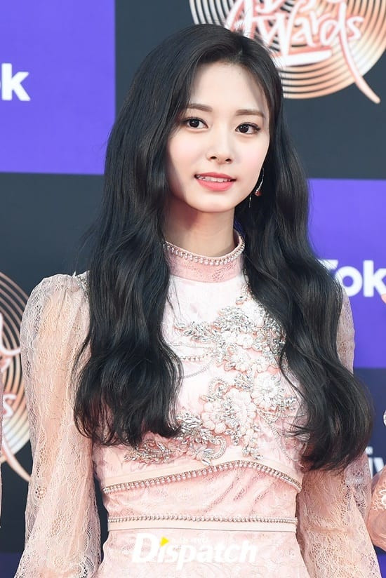 Những nữ thần tượng Kpop khiến fan 'phát hờn' vì chiều cao ấn tượng trên 1m7: ITZY có đến 2 đại diện Ảnh 12