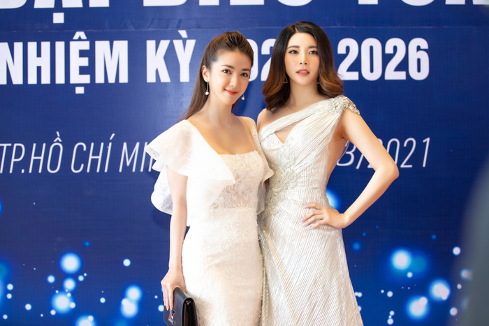 Yan My và người mẫu - diễn viên Linh Nabi