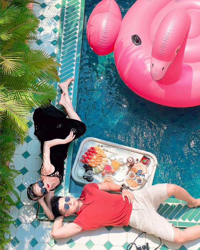 Một lần nữa, Lệ Quyên tiếp tục khiến dân tình lịm tim trước những khoảnh khắc ngọt ngào bên tình trẻ Lâm Bảo Châu