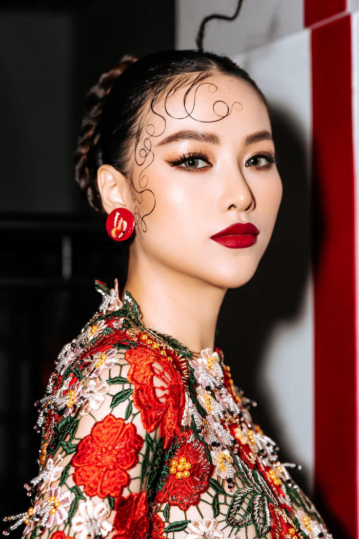 Đỗ Mỹ Linh - Lương Thùy Linh 'cầm trịch' khi chưa hết nhiệm kỳ, Phương Khánh rực rỡ chấm thi quốc tế Ảnh 18