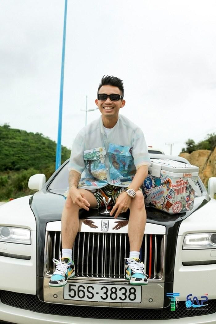 Đại gia Minh Nhựa cùng nhiều ồn ào tình cảm