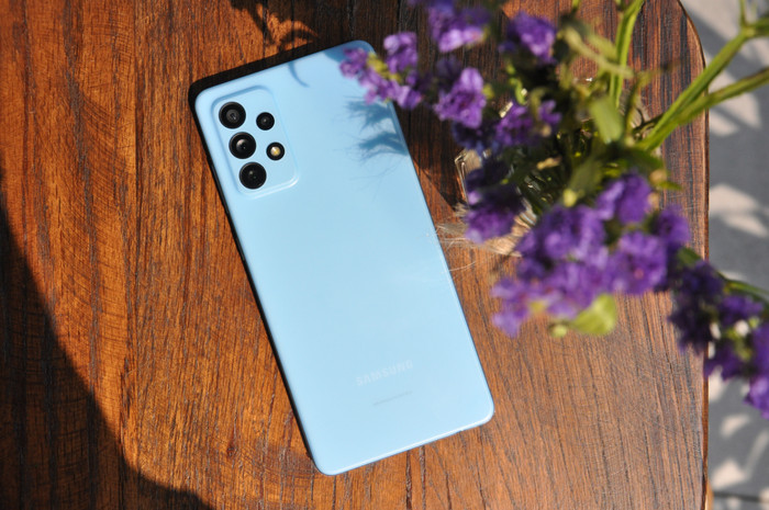 Đánh giá chi tiết Samsung Galaxy A72: Thiết kế mới mang đến trải nghiệm tinh tế! Ảnh 2