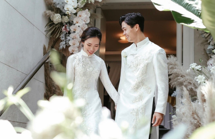 Cả Công Phượng cũng đang có một cuộc sống hạnh phúc bên người mới