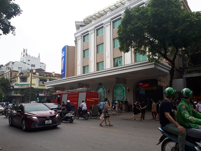 Khu vực tầng hầm Trung tâm thương mại Tràng Tiền Plaza nơi xảy ra vụ việc