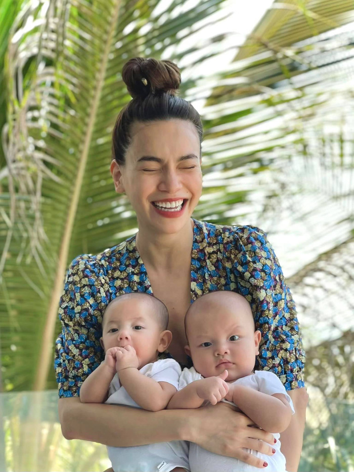 Bỏ nghề người mẫu 18 năm, 'mẹ bỉm sữa' Hồ Ngọc Hà bất ngờ catwalk 'lả lướt' khiến fan bấn loạn Ảnh 5