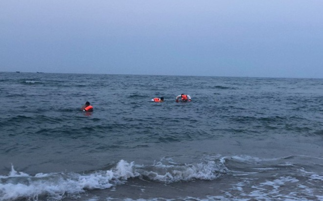 Đi tắm biển cùng bạn, nam sinh 16 tuổi đuối nước tử vong thương tâm Ảnh 2