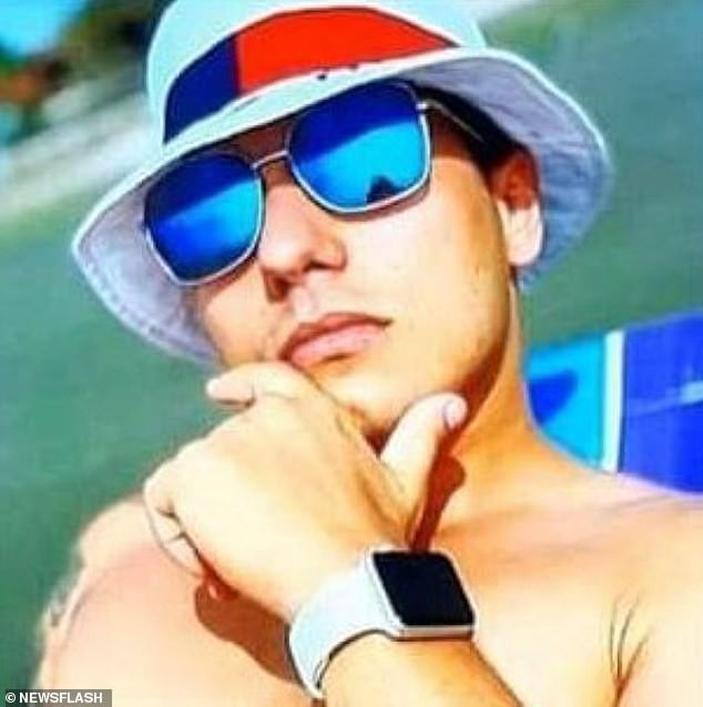 Vô tình tuột bikini lộ ngực ở bể bơi, cô gái bị bạn trai hành hung đến chết Ảnh 5