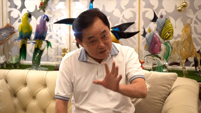 Ông Huỳnh Uy Dũng bày tỏ sự tin tưởng tuyệt đối ở người vợ của mình