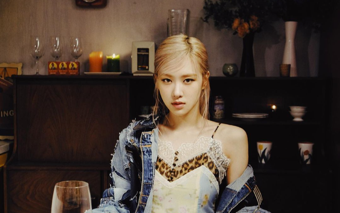 Rosé (BlackPink) chính thức 'thả xích' MV Gone, fan Việt lại được dịp phấn khích vì chi tiết này Ảnh 2