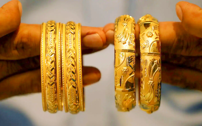 Giá vàng hôm nay 5/4/2021: Giá vàng bất ngờ quay đầu giảm trở lại Ảnh 2