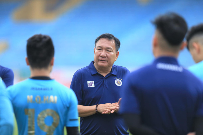 HLV Hoàng Văn Phúc cho biết, mục tiêu của Hà Nội FC vẫn là ngôi vô địch V-League 2021.