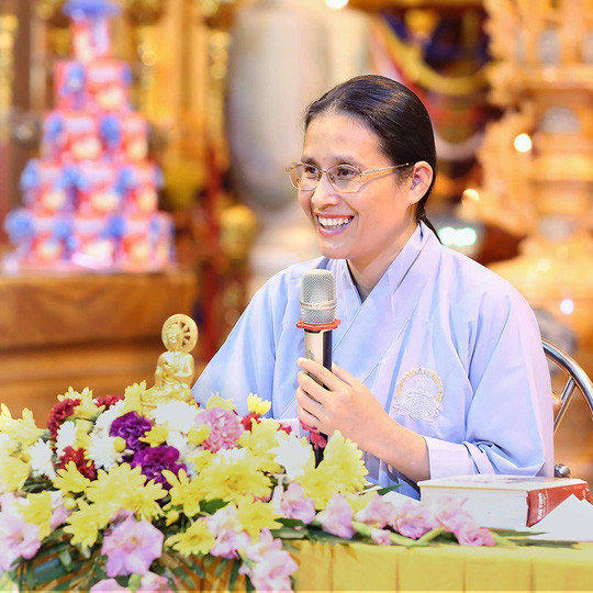 Vụ thỉnh vong, gọi hồn ở chùa Ba Vàng: Tòa án bác toàn bộ đơn kiện của bà Phạm Thị Yến Ảnh 1
