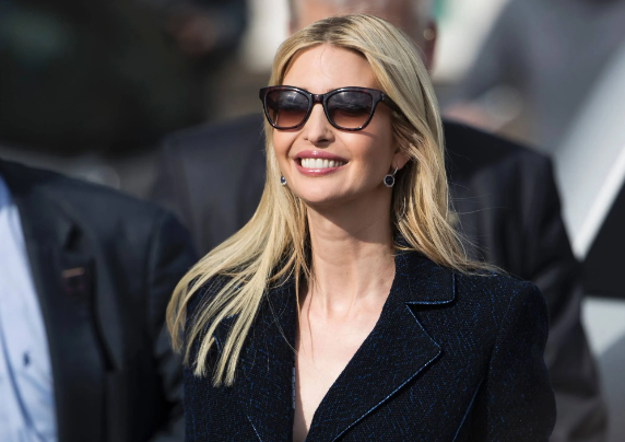 Thu nhập kếch xù bên ngoài của vợ chồng Ivanka Trump trong 4 năm ở Nhà Trắng Ảnh 4