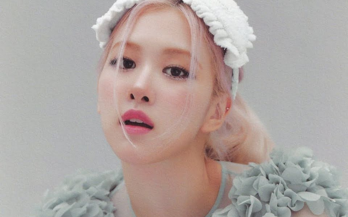 Khán giả biết thêm điều gì về Rosé (BLACKPINK) qua màn debut solo năm 2021? Ảnh 2