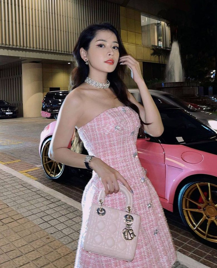 Chi Pu chưa có thông tin xác định rõ ràng nhưng những hoạt động gần đây khiến fan không khỏi 'bán tín bán nghi'.