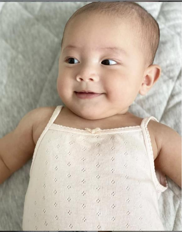 Những hình ảnh xinh như thiên thần khiến công chúng thích thú vô cùng. 