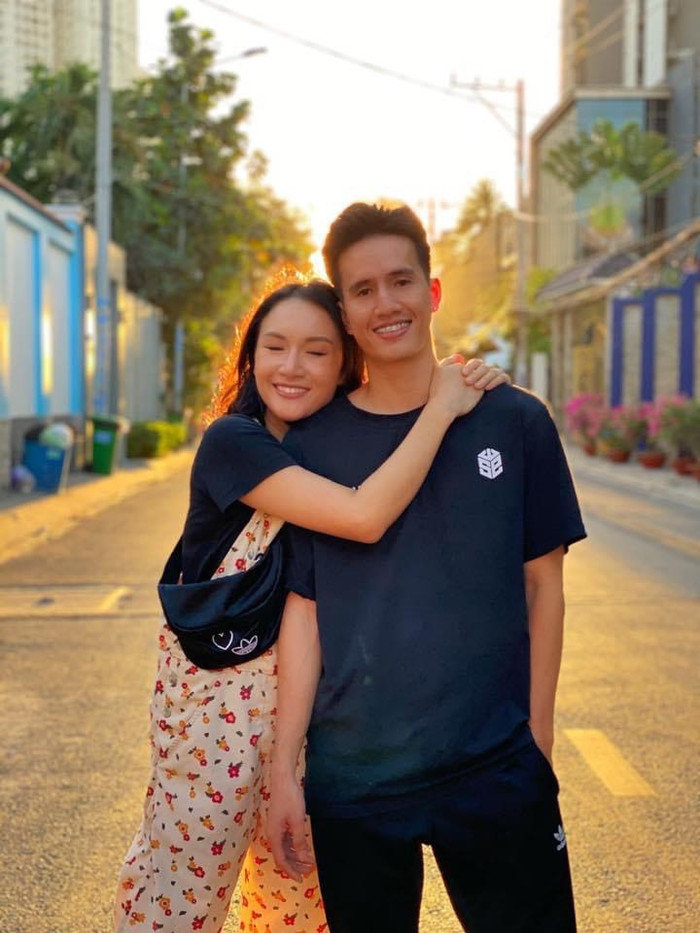 Vlogger Giang Ơi và chồng