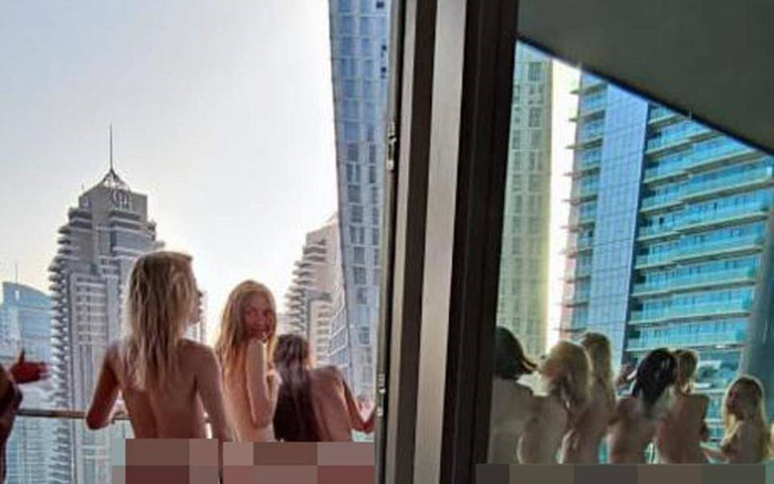 Vụ 40 mẫu nữ khỏa thân bị bắt ở Dubai: 'Chị ấy nói đi du lịch' Ảnh 2