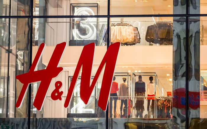 H&M và những cú trượt dài trong scandal khó lòng cứu vớt Ảnh 2