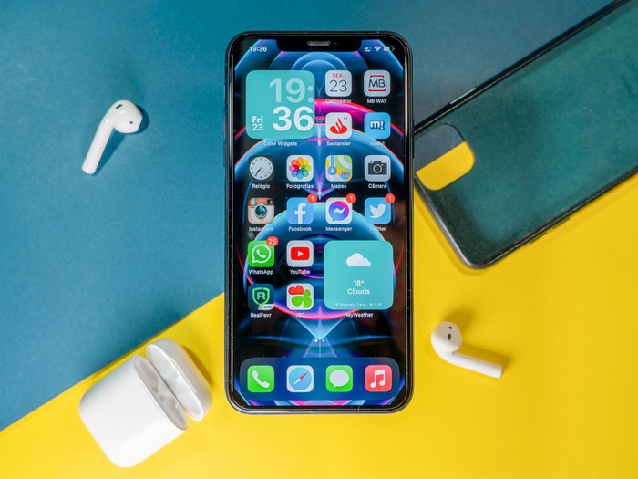 Theo Mixpanel, 90.45% người dùng iPhone và iPad đã cài đặt các bản cập nhật của iOS 14 và iPadOS 14. (Ảnh: Miguel Tomás / Unsplash)