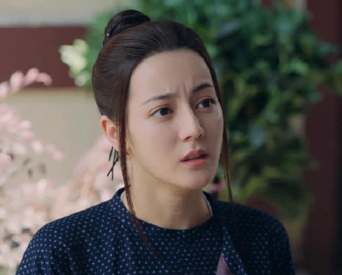 Địch Lệ Nhiệt Ba trong Trường ca hành.