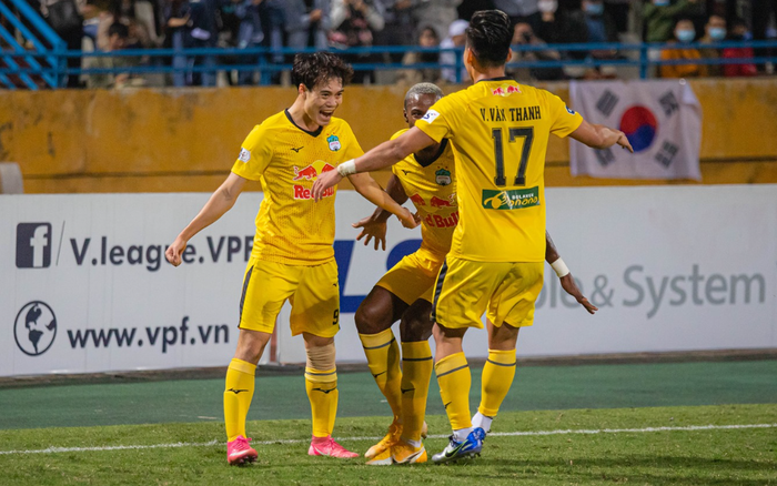 VIDEO: Cận cảnh Văn Toàn lập siêu phẩm sút xa tung lưới Đà Nẵng Ảnh 2