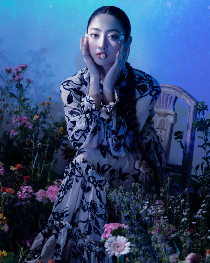 Lương Thùy Linh đẹp ma mị, khẳng định nhan sắc đỉnh cao khi làm giáo khảo hoa hậu Ảnh 18