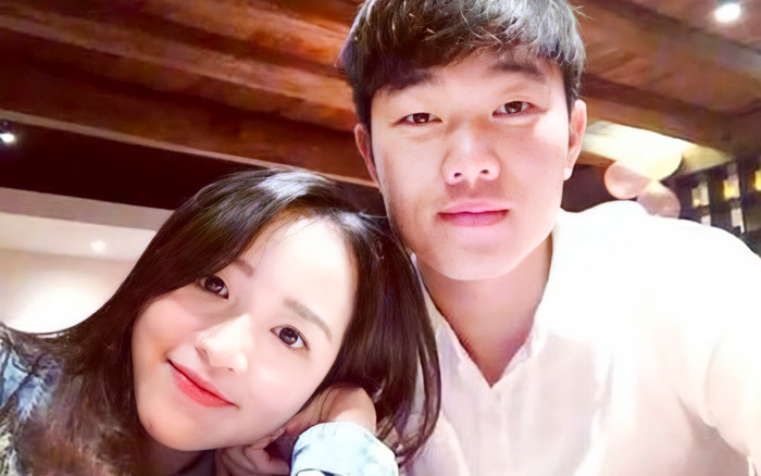 Tài khoản giả mạo Nhuệ Giang xuất hiện hàng loạt giữa lúc 'chính chủ' đang làm lễ ăn hỏi với Xuân Trường Ảnh 2