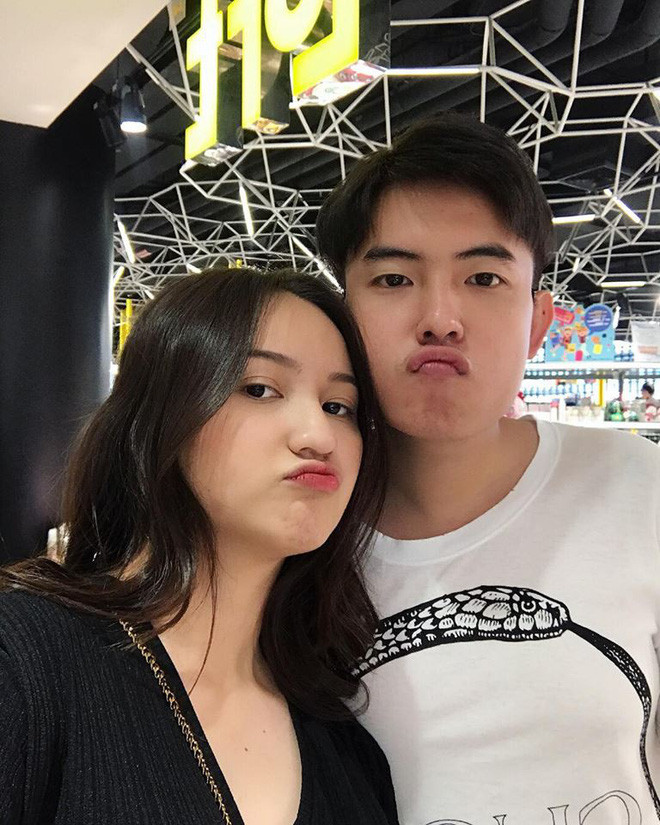 Đúng là tình yêu nào cũng trải qua sóng gió mà.