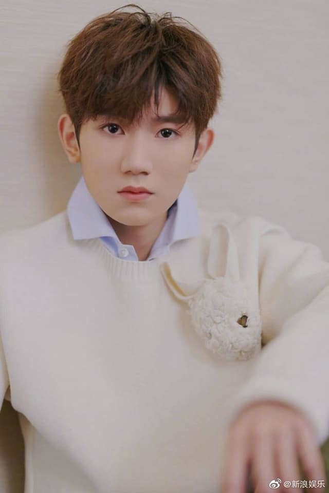 Trạng thái mệt mỏi, 'vừa đi vừa ngủ' của Vương Nguyên khiến fan vô cùng lo lắng Ảnh 5