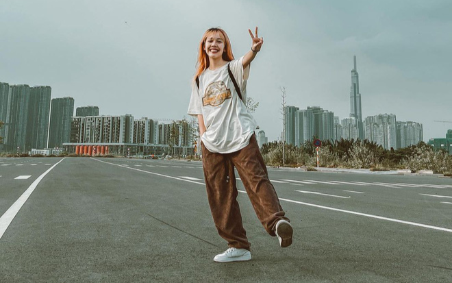 Hậu Hoàng đăng ảnh phân bua chuyện độc thân, Mũi trưởng Long bình luận gì mà được hàng trăm lượt thích? Ảnh 2