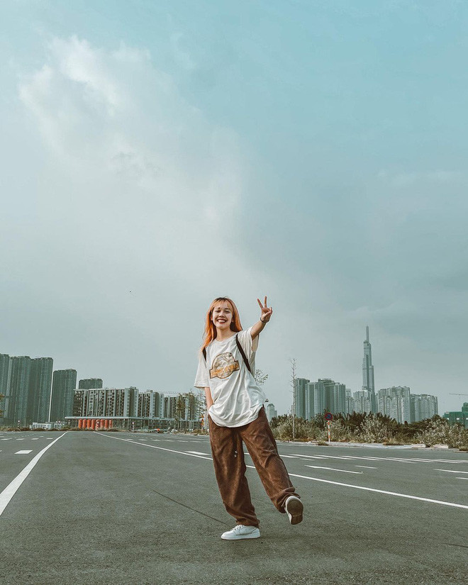 Hậu Hoàng đăng ảnh phân bua chuyện độc thân, Mũi trưởng Long bình luận gì mà được hàng trăm lượt thích? Ảnh 3