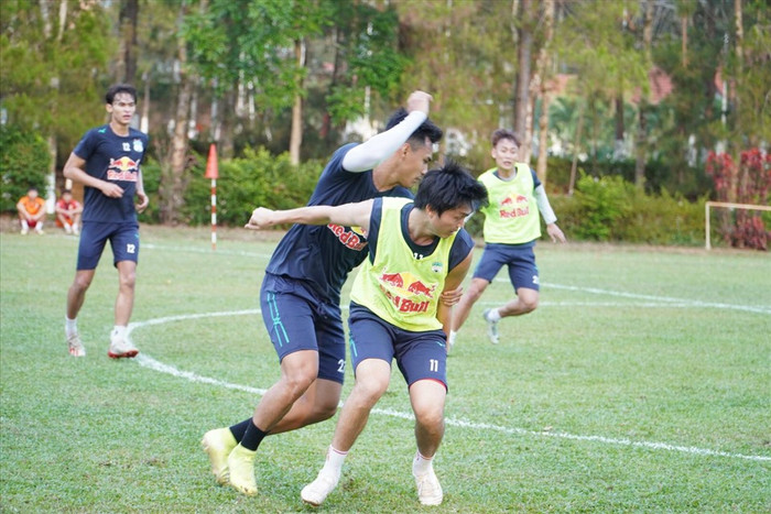 HAGL đang dẫn đầu V-League 2021.