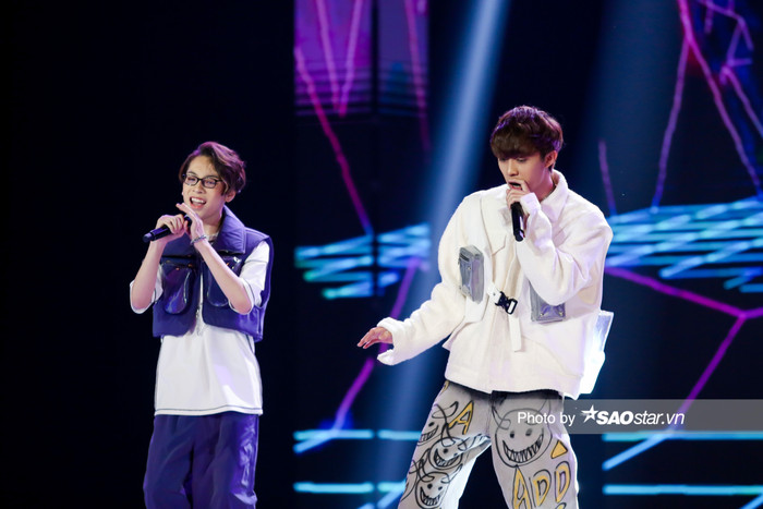 Song Tùng chiến thắng ngoạn mục trước trò cưng Vũ Cát Tường, xuất sắc giành tấm vé cuối cùng vào Bán kết Ảnh 9