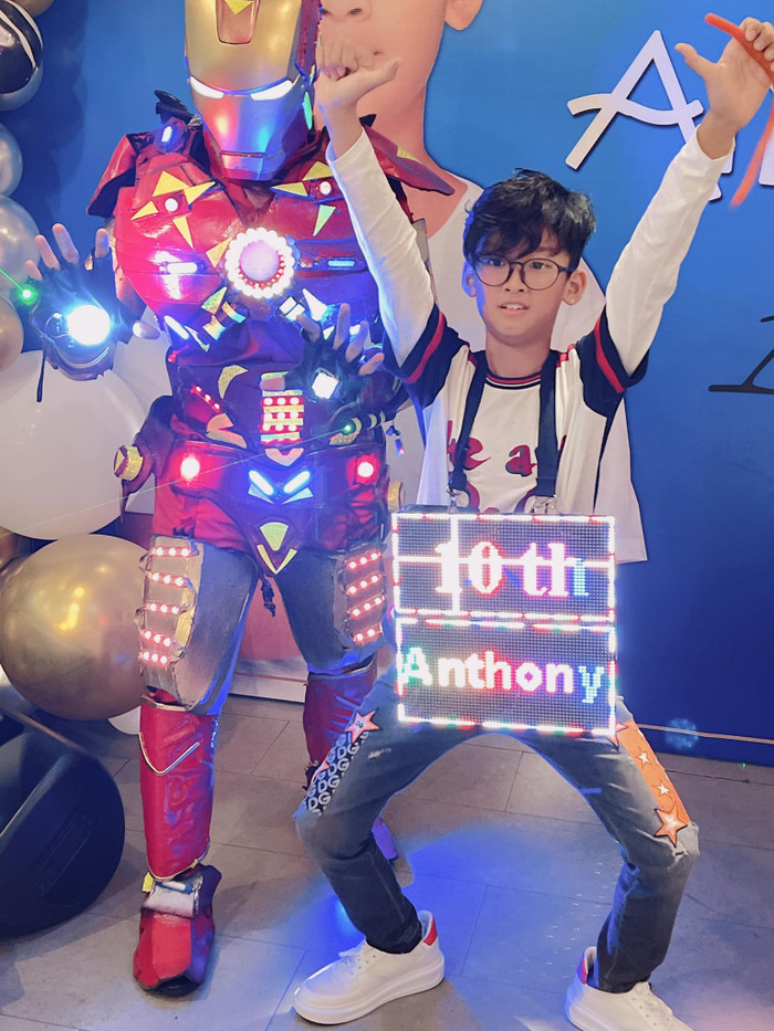 Bên dưới những bài đăng, nhiều sao Việt đã dành lời chúc mừng đến con trai của Lệ Quyên và chồng cũ Đức Huy.