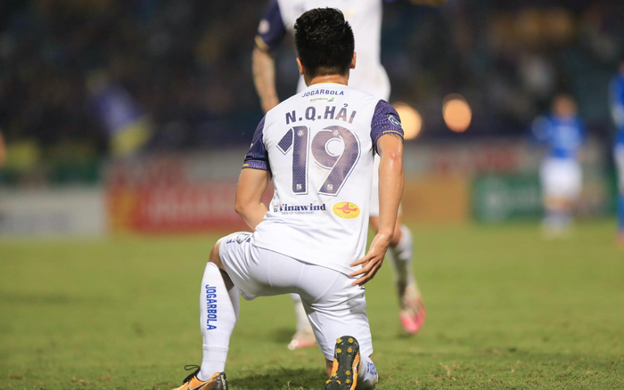 Hà Nội FC thắng to, Quang Hải tự tặng quà sinh nhật cho mình Ảnh 2