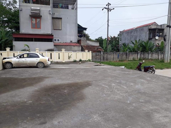 Thầy giáo dạy lái có lẽ sẽ thất kinh khi chứng kiến cảnh tượng này. Ảnh: Anh Thinh/OFFB