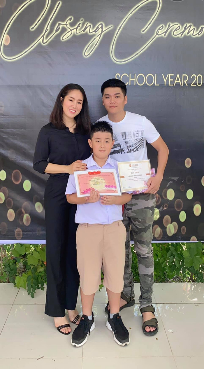 Lê Phương từng chia sẻ, cô rất mừng vì Trung Kiên và con trai Cà Pháo gần gũi, thân thiết và yêu thương nhau như ruột thịt.